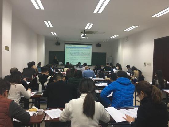 携手考生问鼎北大清华