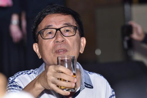 陈水扁参加一个募款餐会。